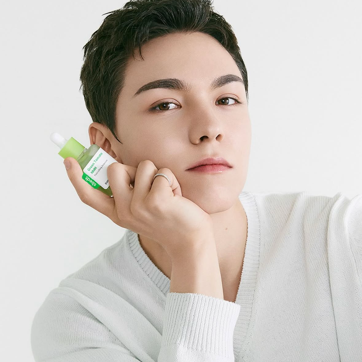 Behind-the-scenes cut of SEVENTEEN
