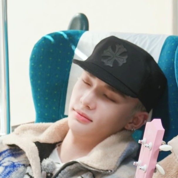 A moment captured by Hyunjin (Stray Kids)'s fan