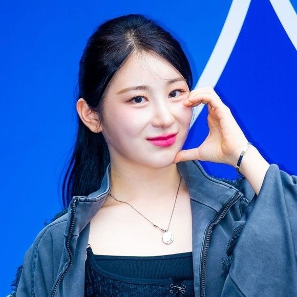 Recent activity shot of Lee Chaeyeon