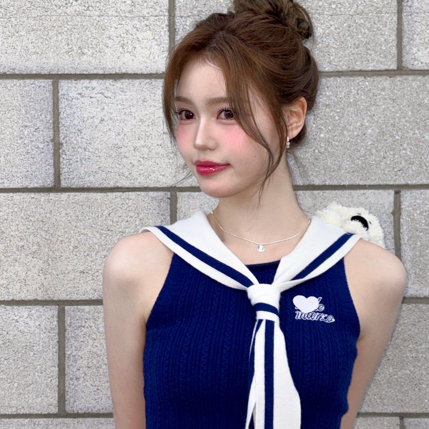 A moment captured by Jeong Saebi (izna)'s fan