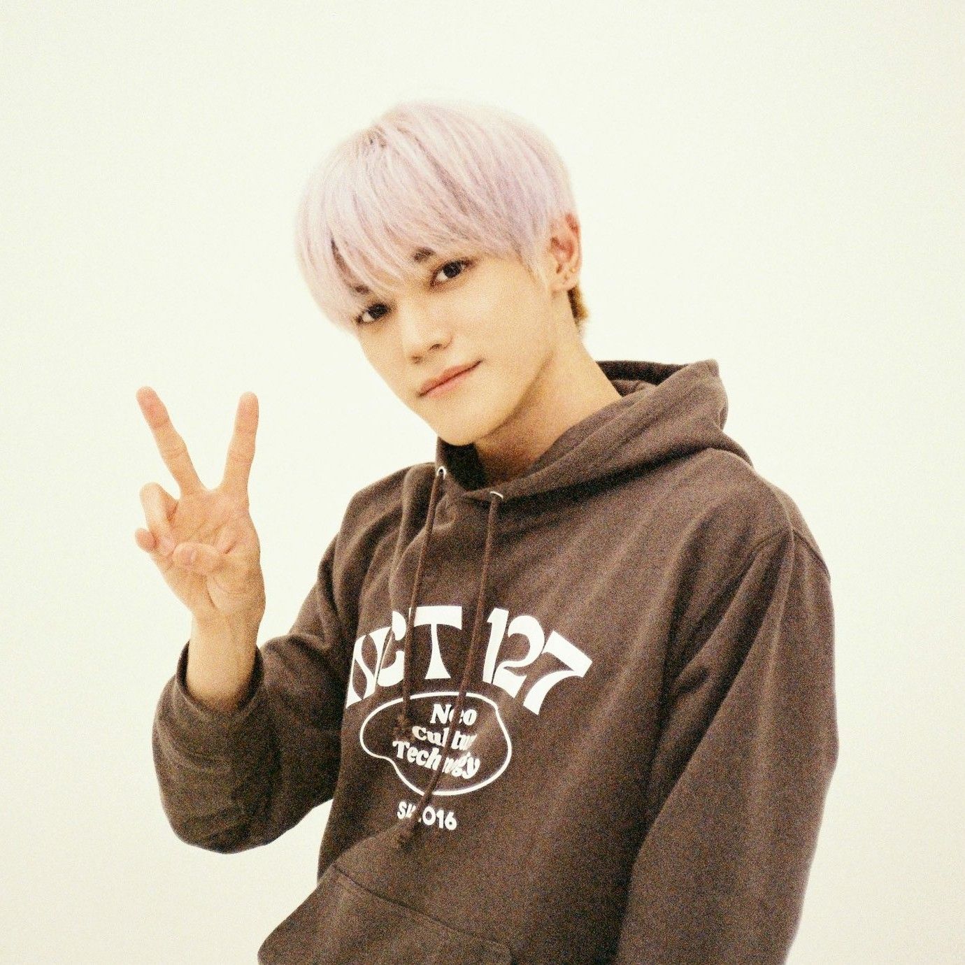 Popular K-POP post loved by fans