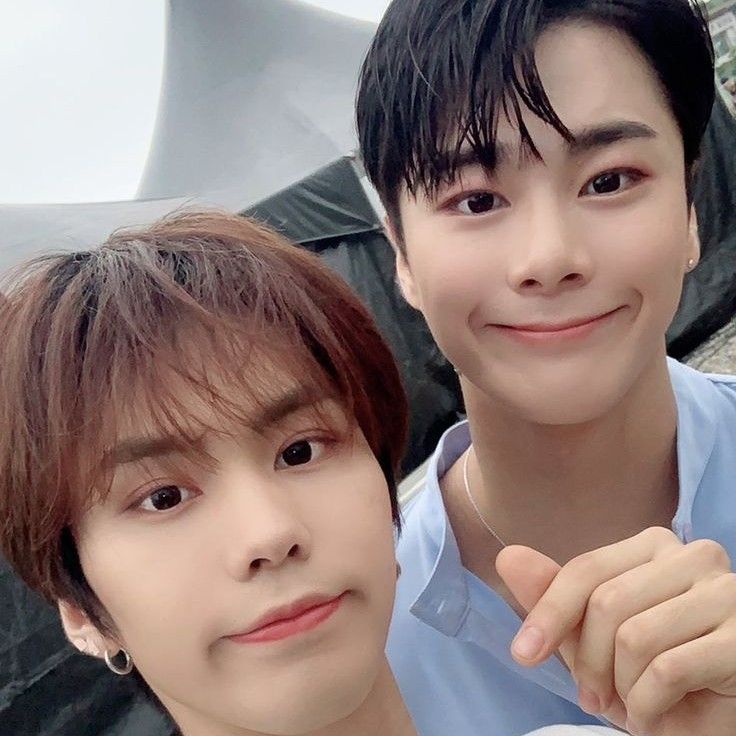 A moment captured by ASTRO's fan