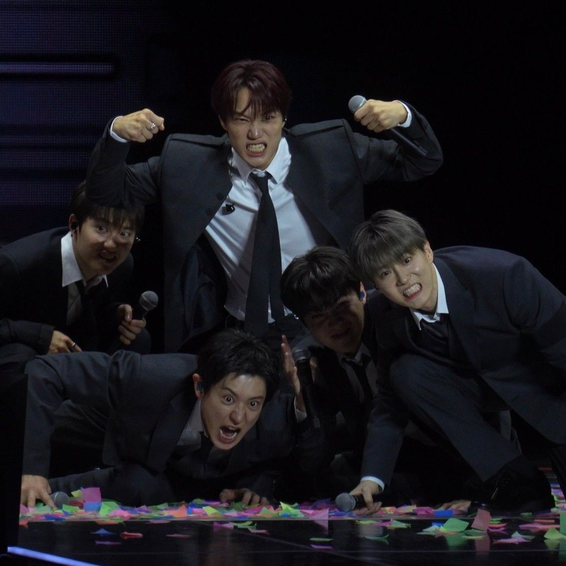 EXO의 비하인드 컷