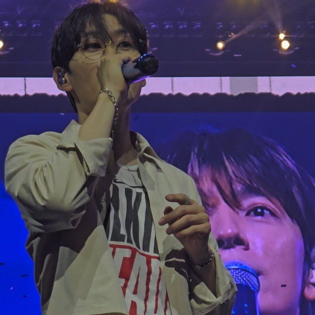 A moment captured by Eunhyuk (Super Junior)'s fan