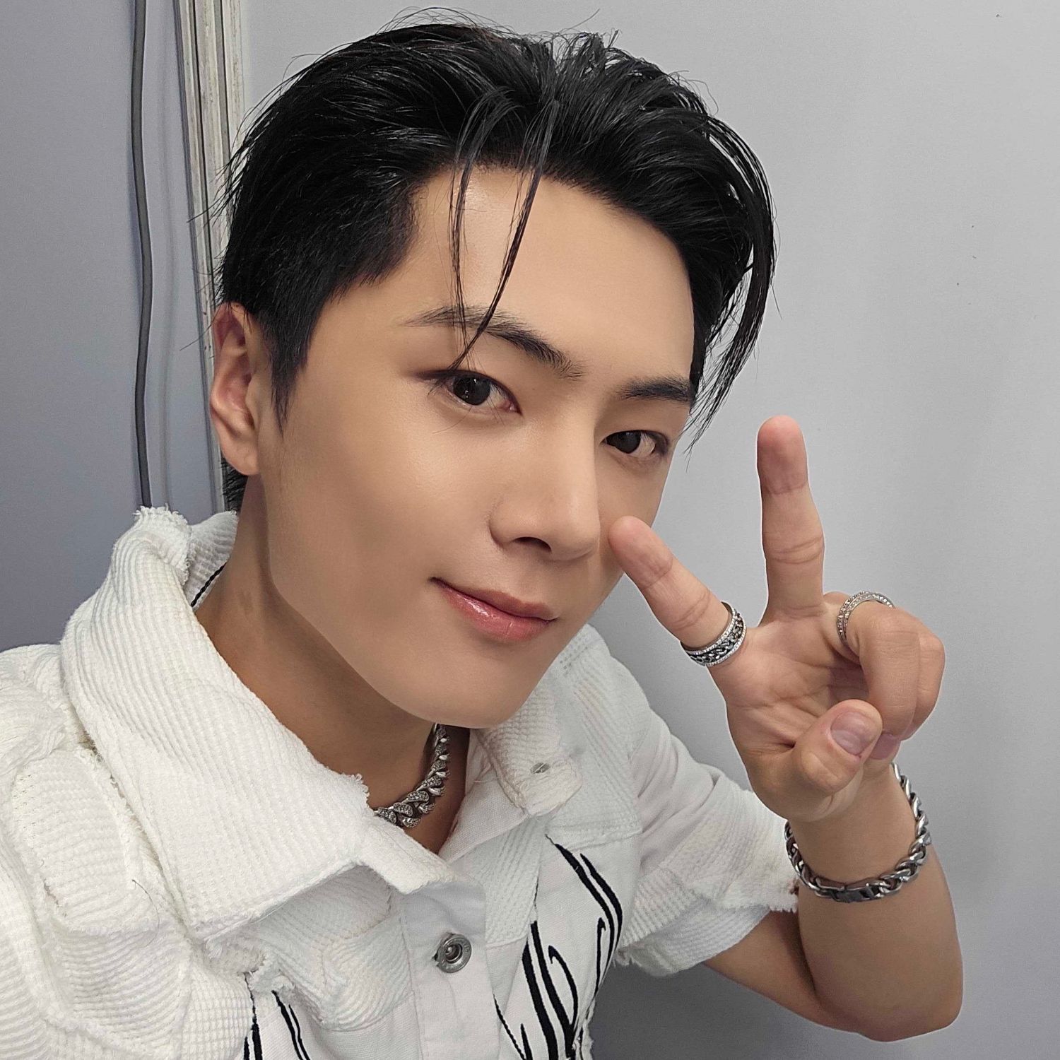 Latest photo of Jay (ENHYPEN)