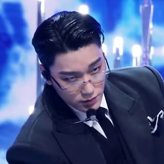 에이티즈 최근 활동샷