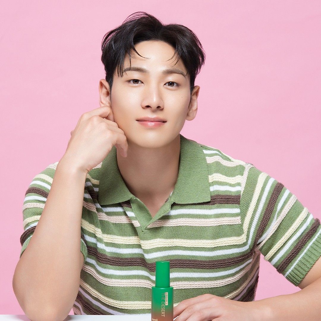A moment captured by Baekho's fan