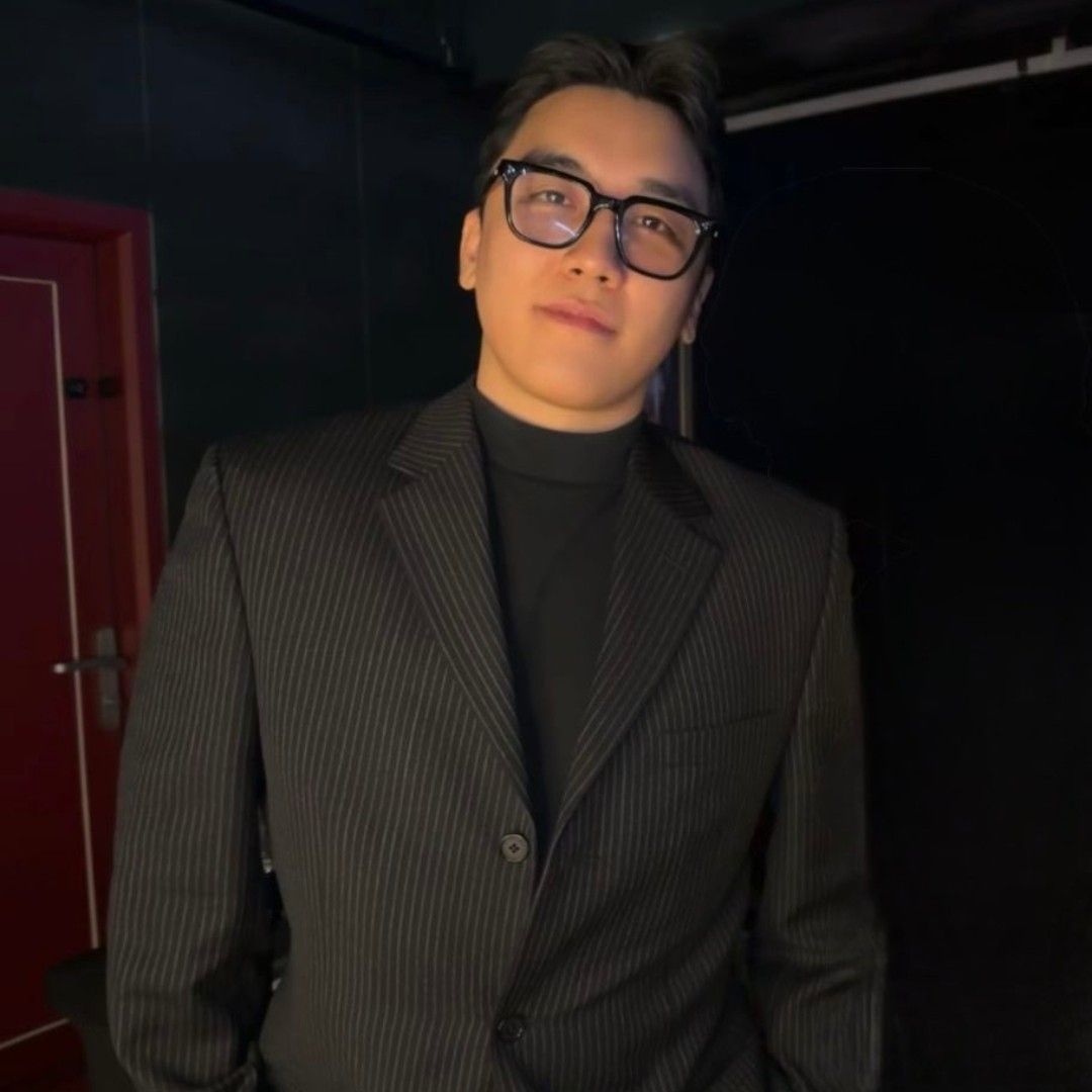 Behind-the-scenes cut of Seungri