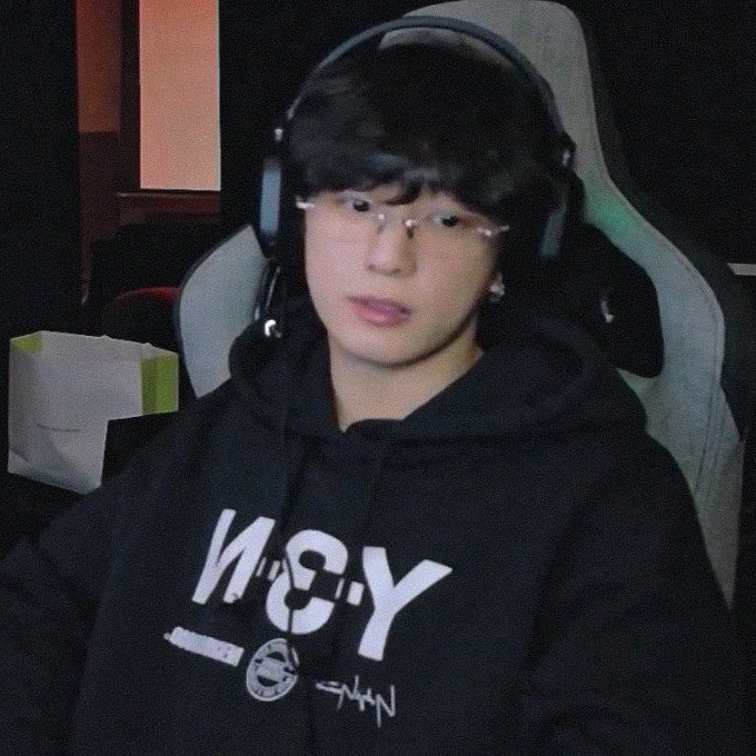 Potret di balik layar Jungkook (BTS)