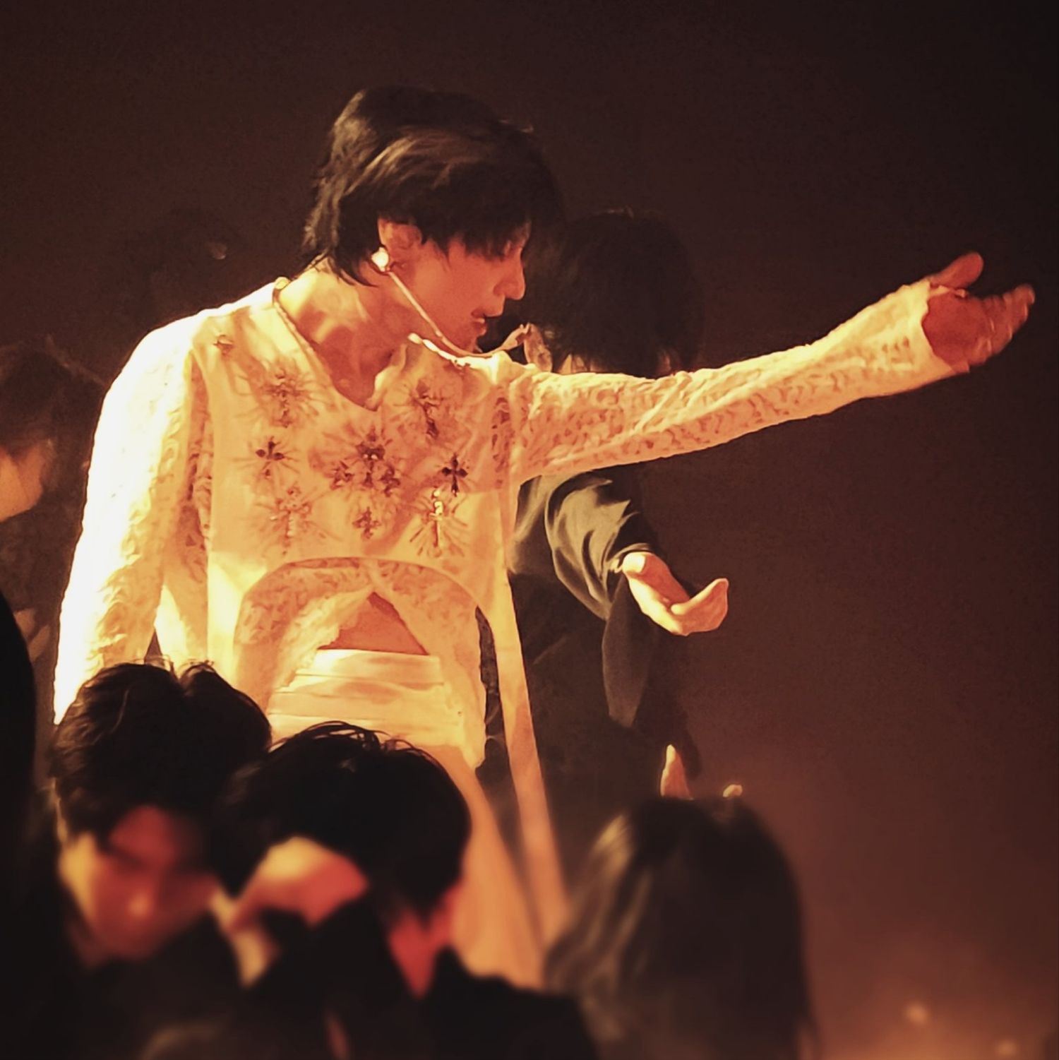 A moment captured by Taemin (SHINee)'s fan