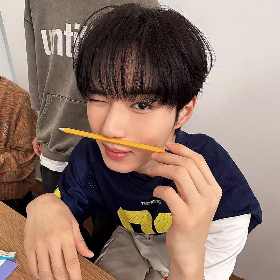 Momen yang diabadikan oleh penggemar Kim Junseo (ALPHA DRIVE ONE)