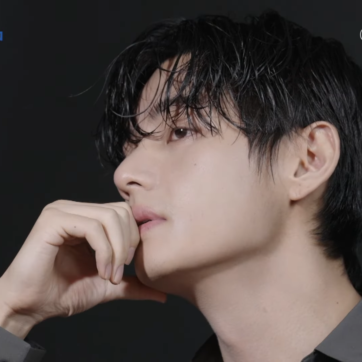 Latest photo of V (BTS)