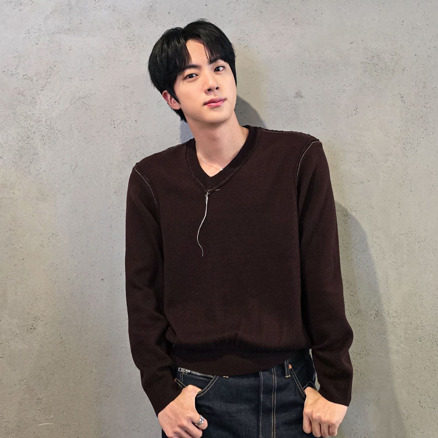 진 (방탄소년단)의 비하인드 컷