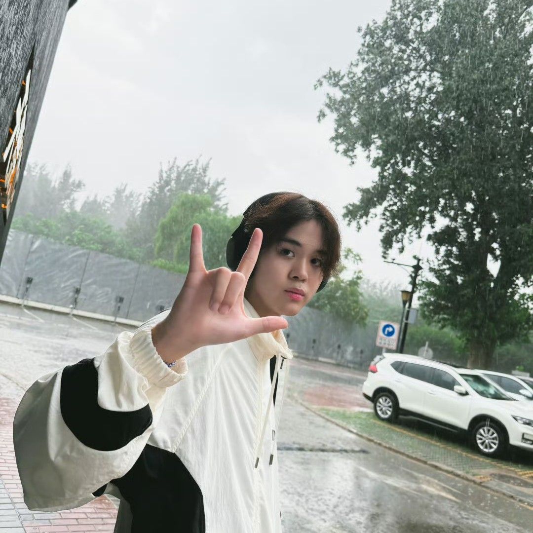 Latest photo of THI-O (NexT1DE)