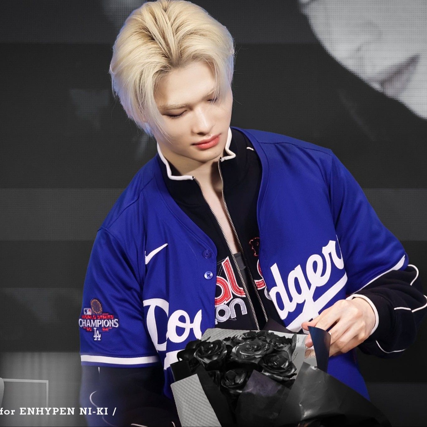 NI-KI (ENHYPEN)的最新照片