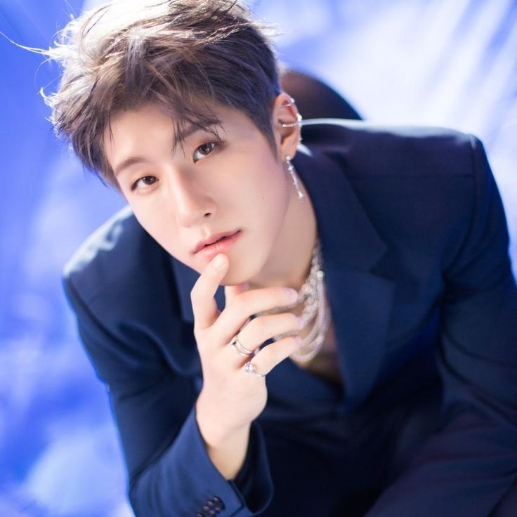 A moment captured by Jinjin (ASTRO)'s fan