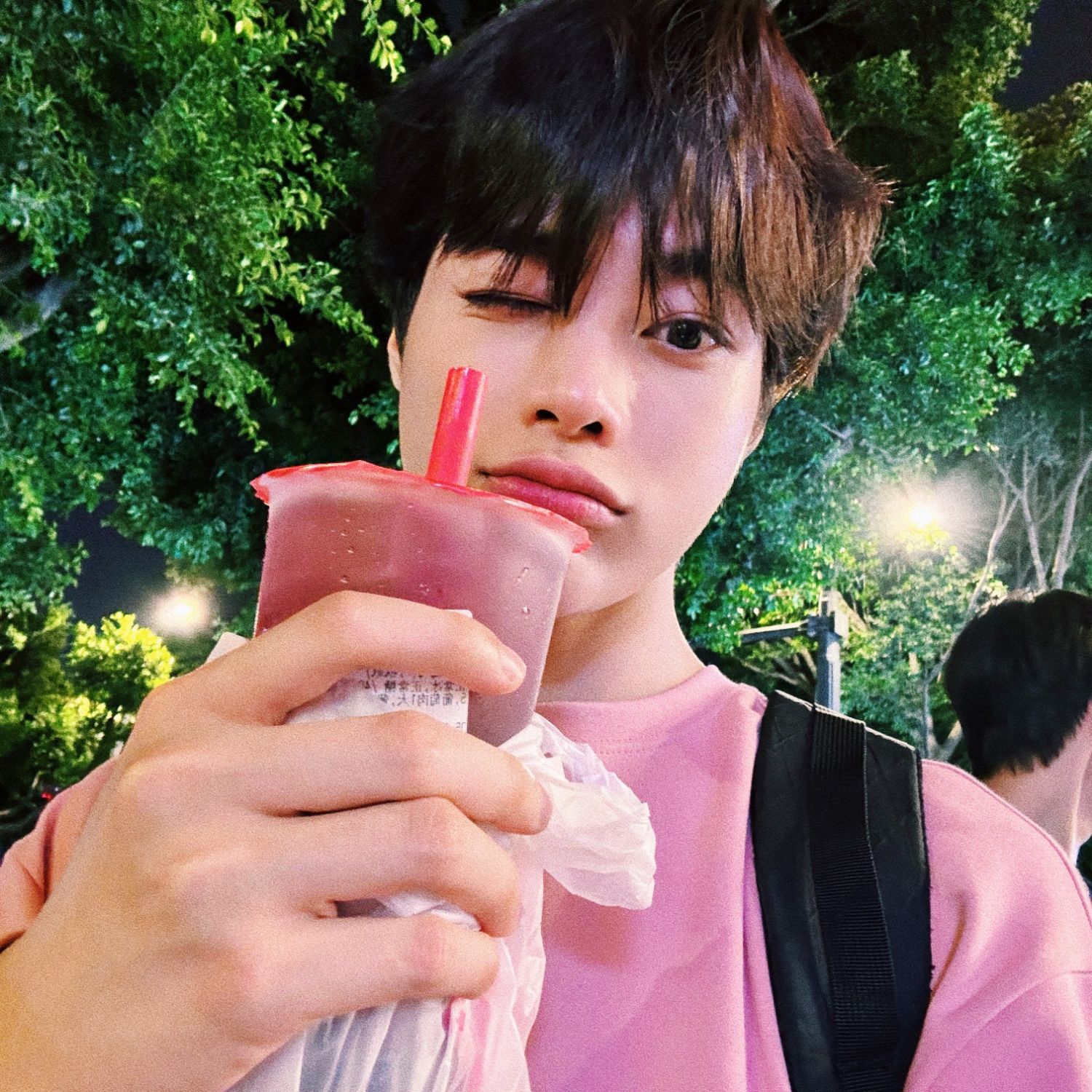 Foto aktivitas terbaru Hanbin (TEMPEST)