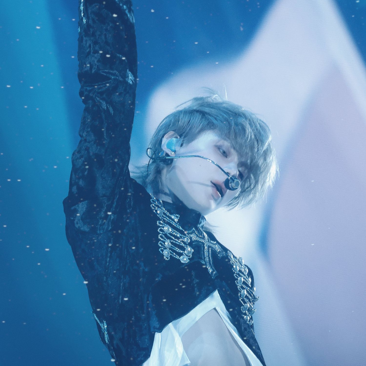 A moment captured by Taemin (SHINee)'s fan