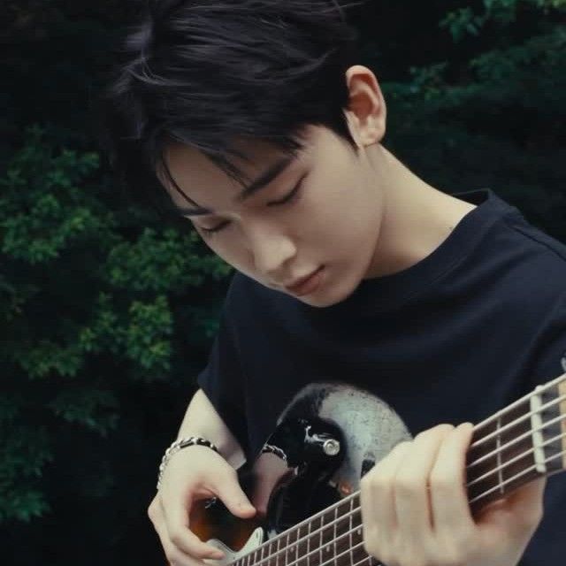 Latest photo of Sunoo (ENHYPEN)