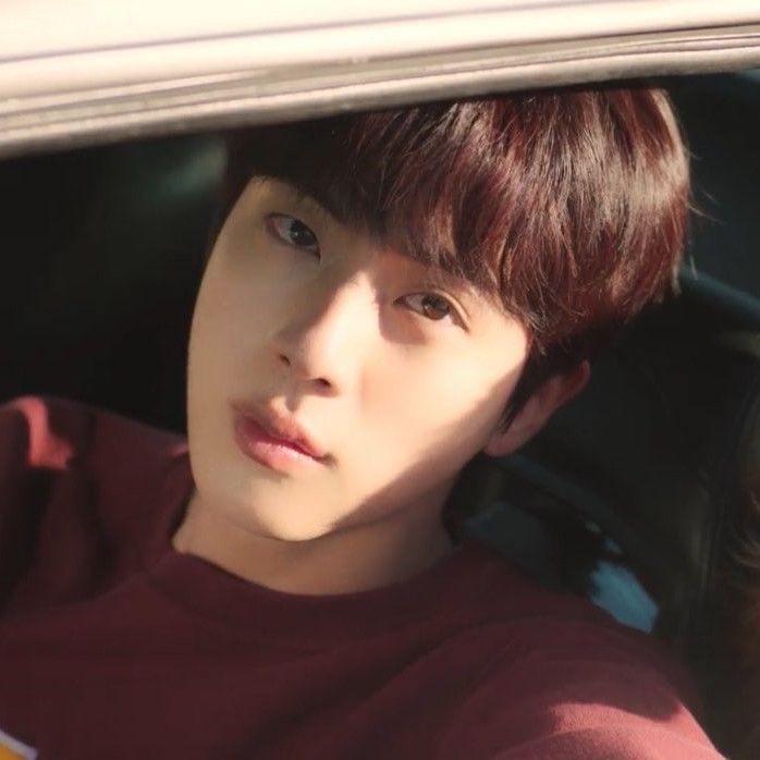 진 (방탄소년단)의 비하인드 컷