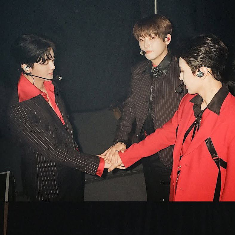 A moment captured by SF9's fan