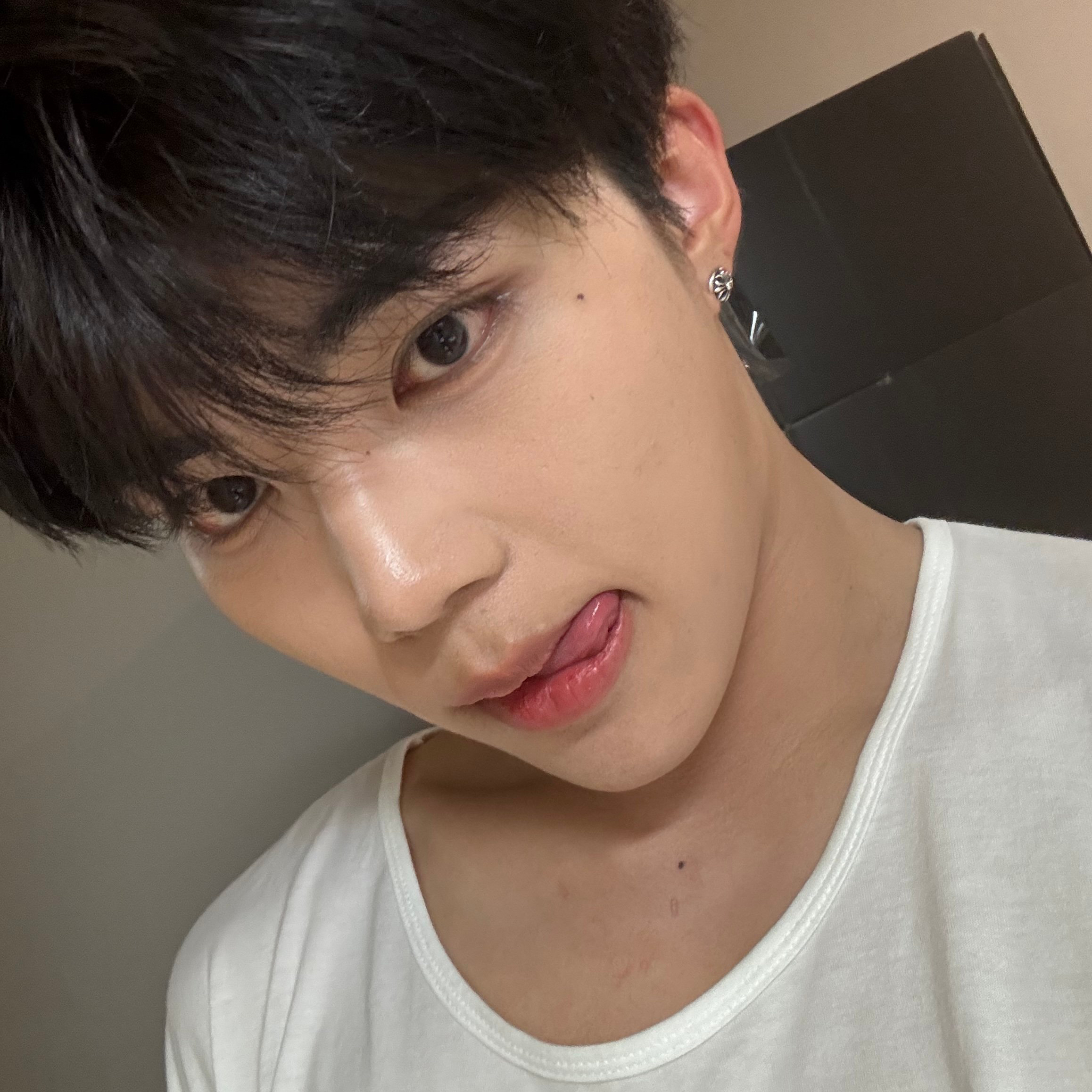 朴干旭 (ZEROBASEONE)粉丝拍下的瞬间