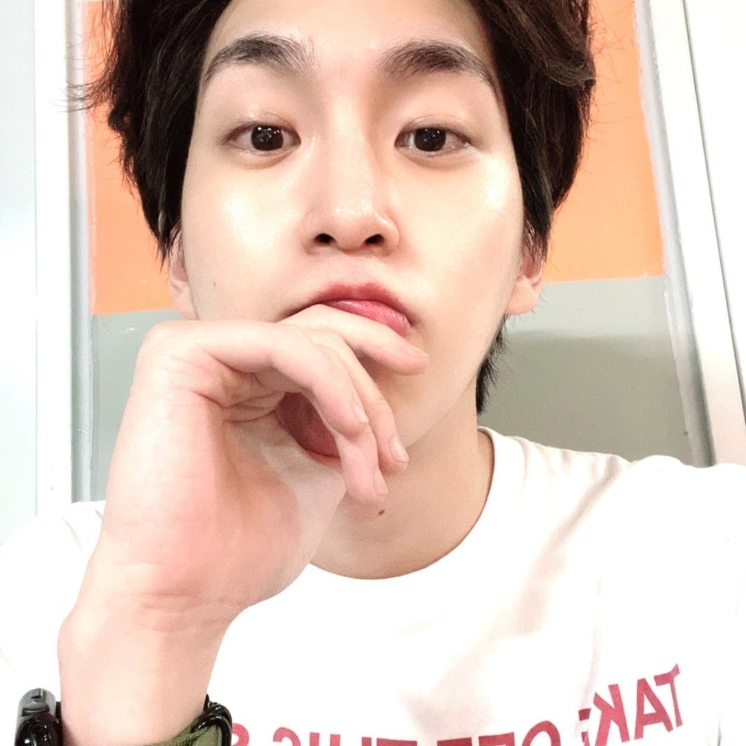 A moment captured by Shinwon (PENTAGON)'s fan