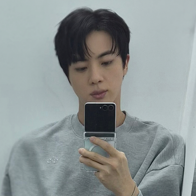 진 (방탄소년단)의 비하인드 컷