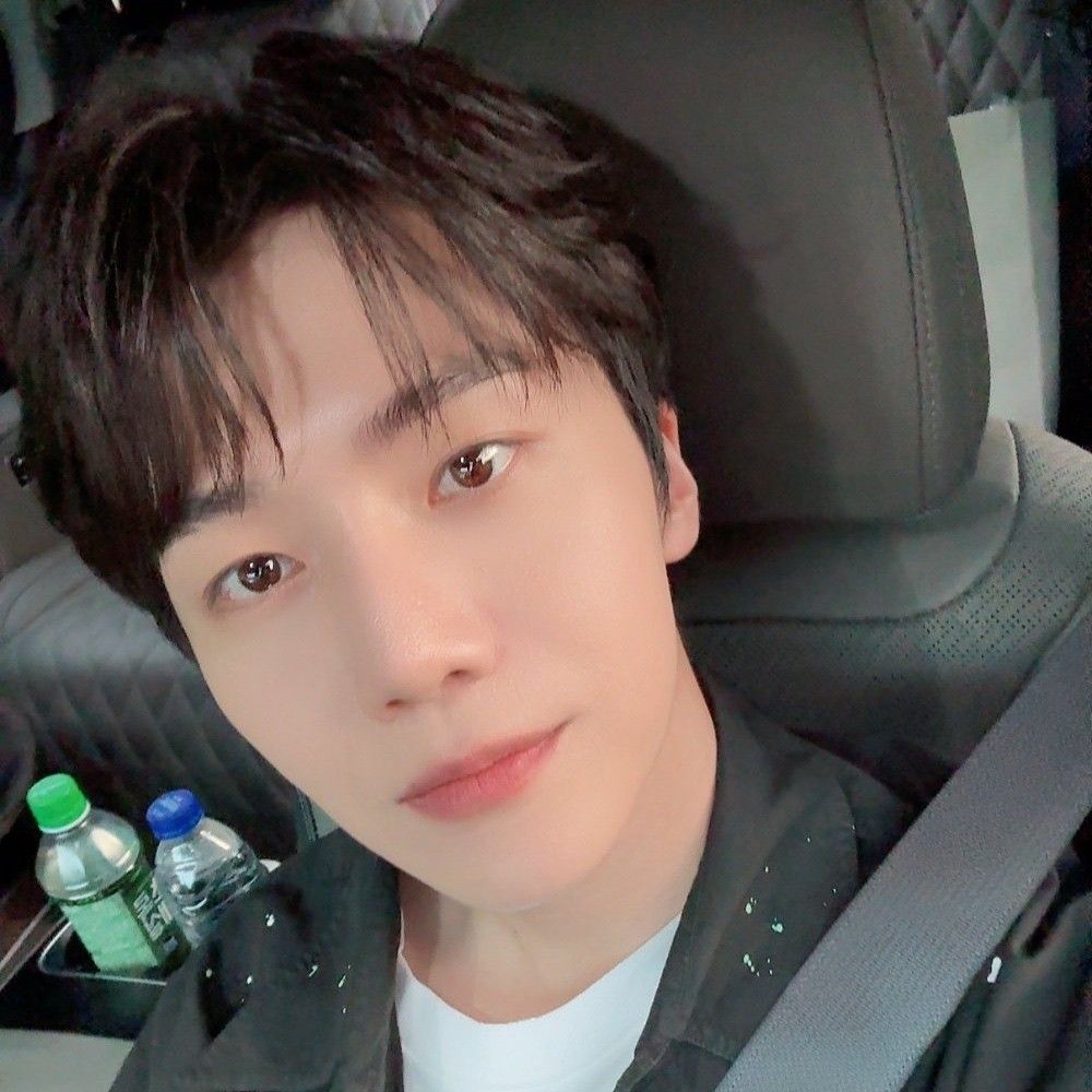 Recent activity shot of Jinho (PENTAGON)