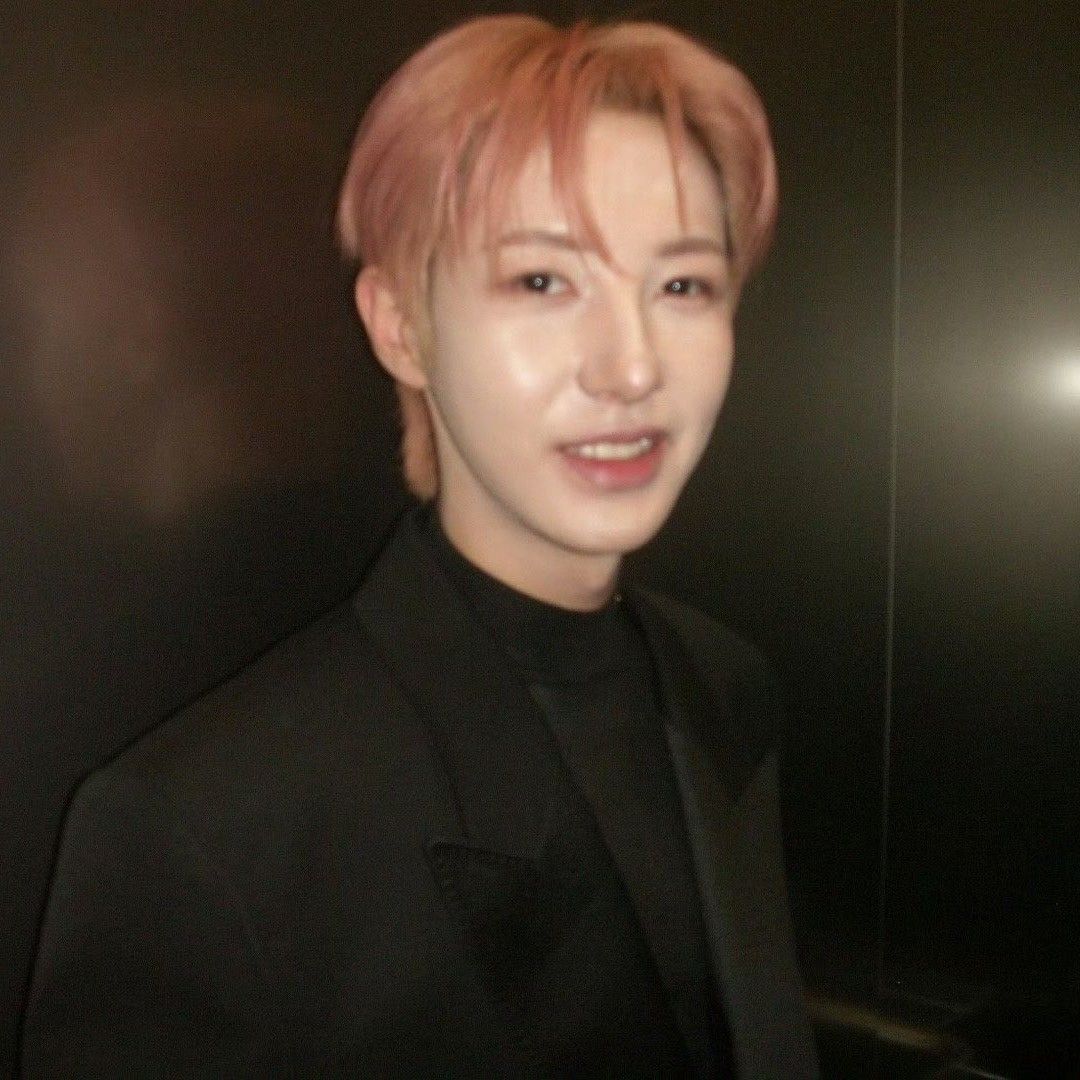 A moment captured by Renjun (NCT DREAM)'s fan