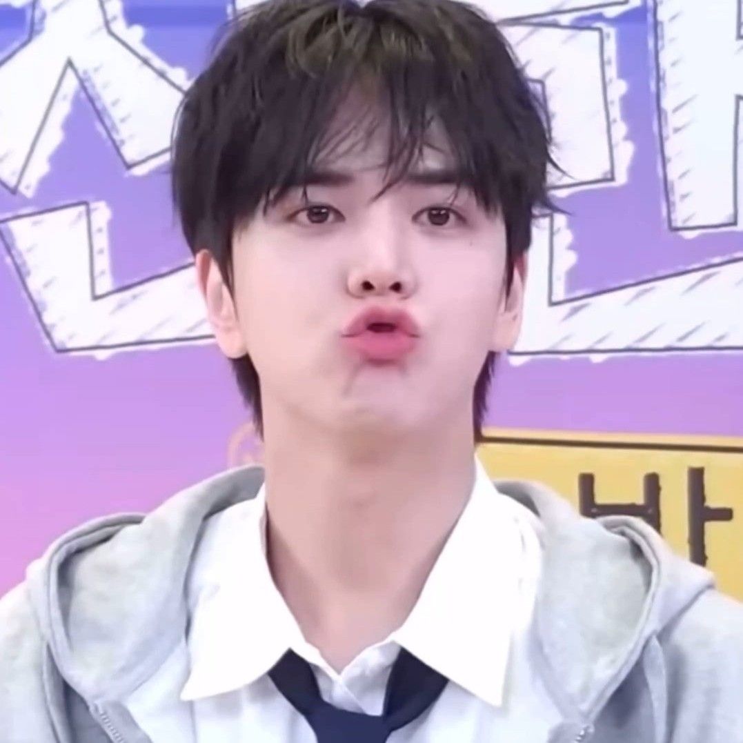 ヨンフン (THE BOYZ)の舞台裏ショット