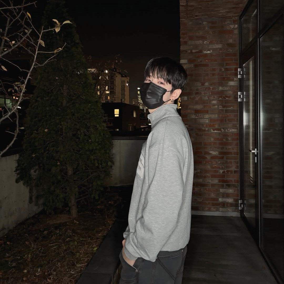 Behind-the-scenes cut of EVNNE