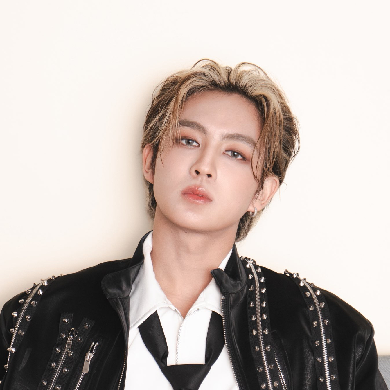 Behind-the-scenes cut of Heart (BUS)