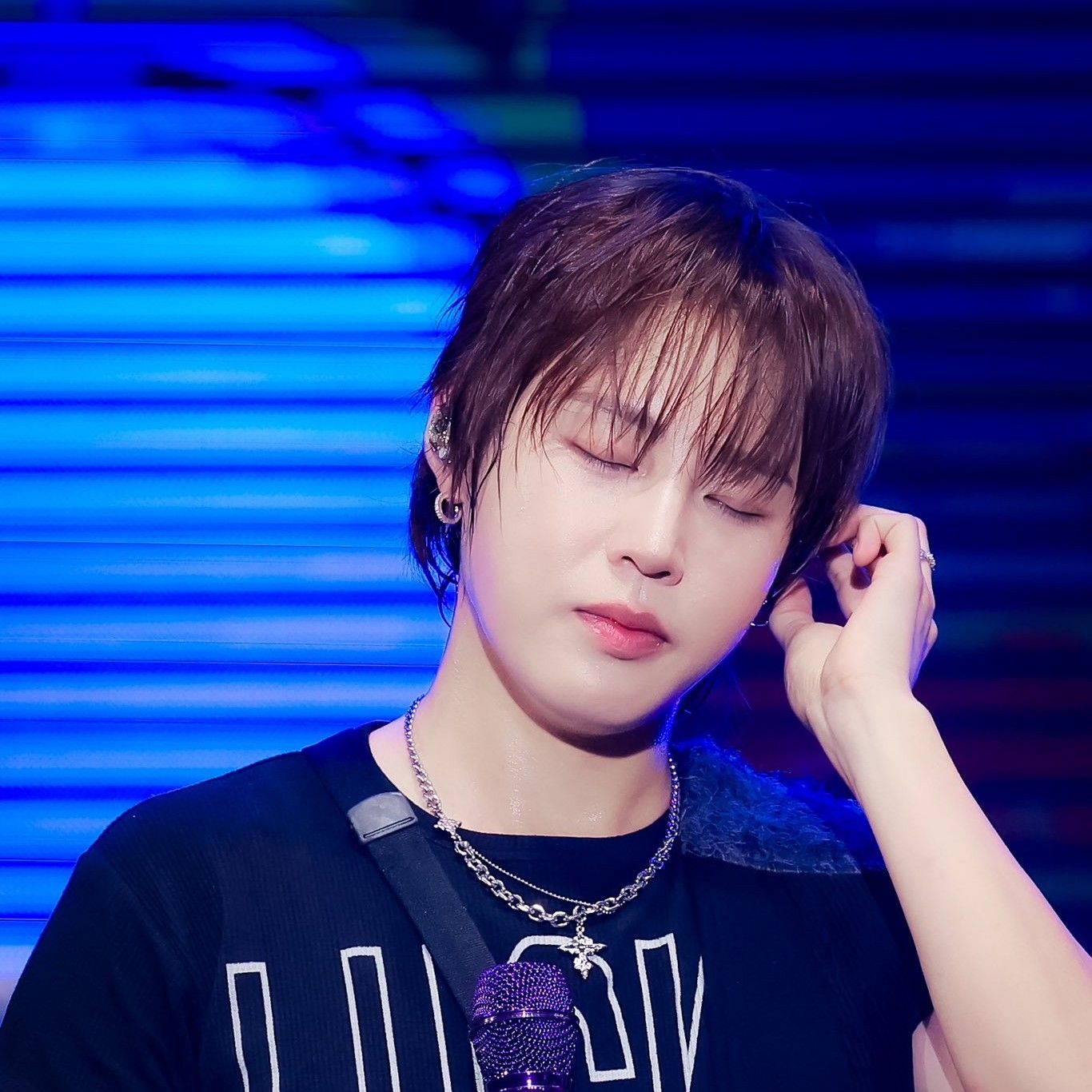 Behind-the-scenes cut of Ha Sungwoon
