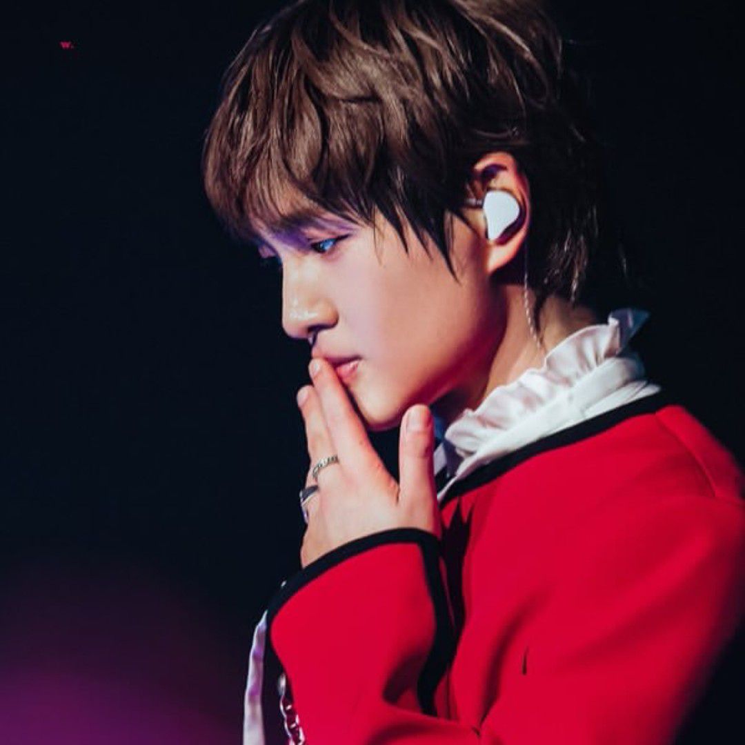 A moment captured by SHINee's fan