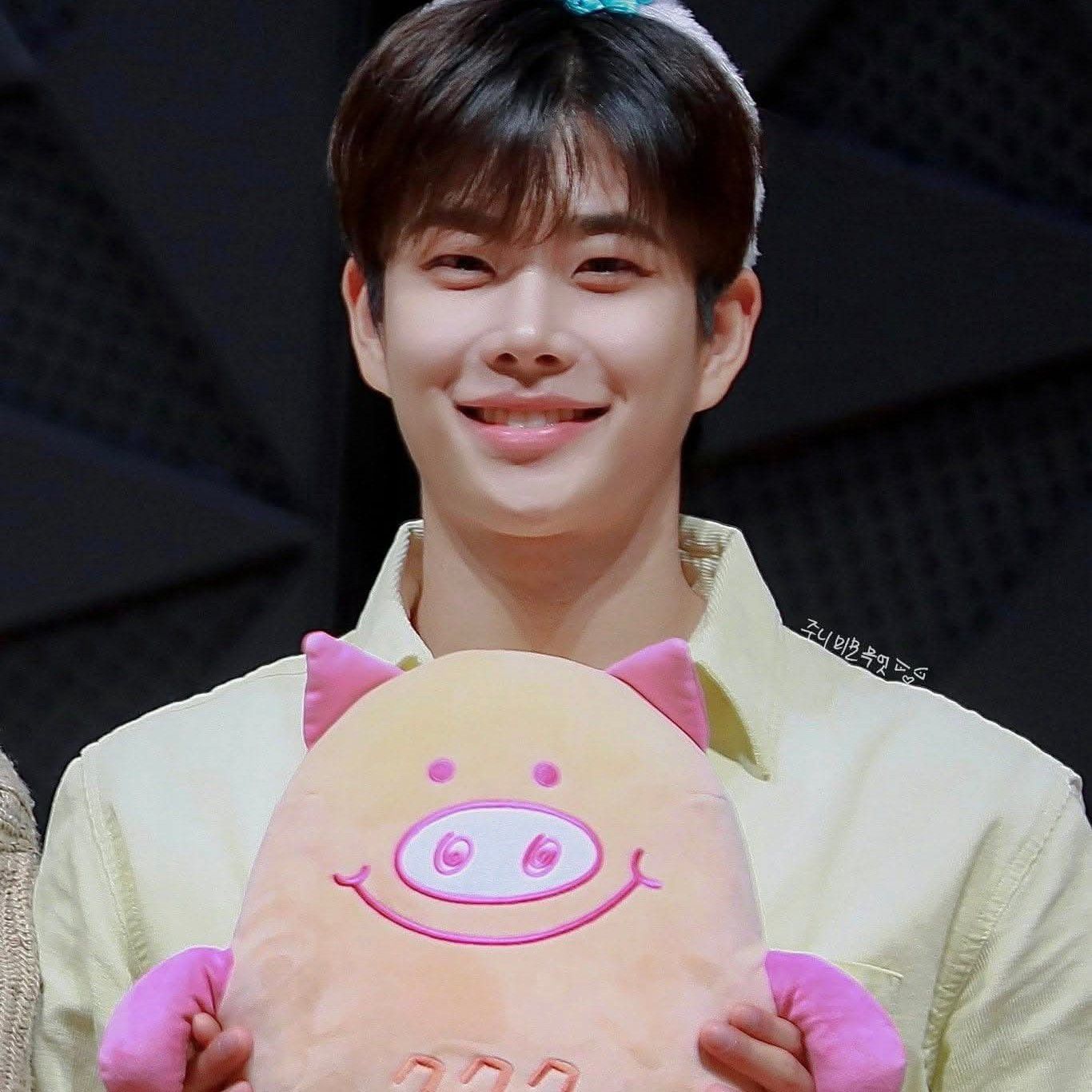 Recent activity shot of MJ (ASTRO)