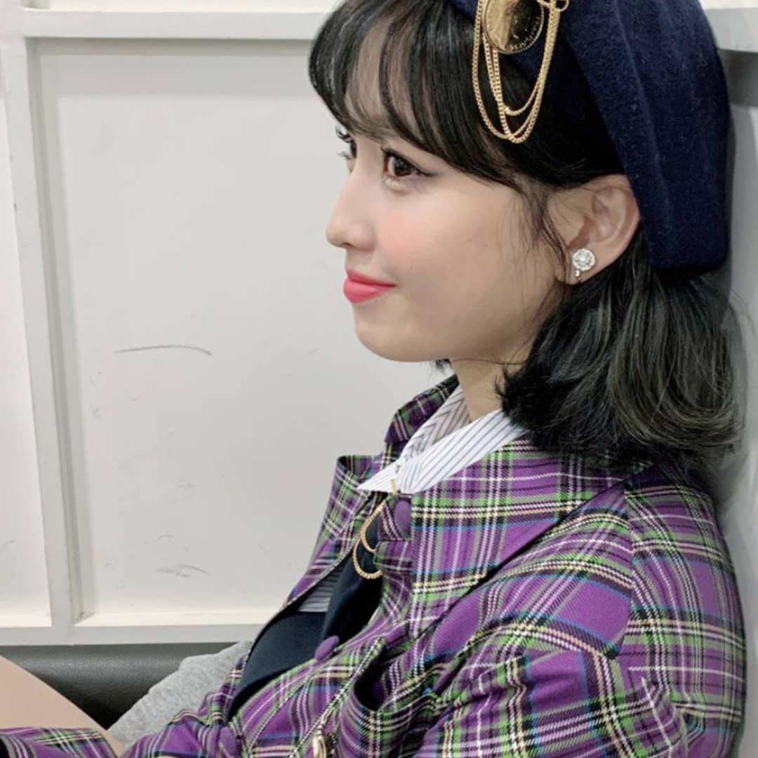 Momo (TWICE)的幕後花絮