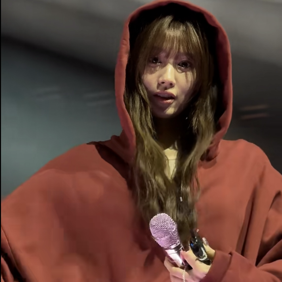 사나 (TWICE)의 최신 사진