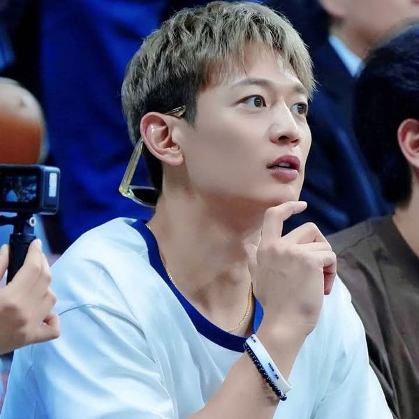 A moment captured by Minho (SHINee)'s fan
