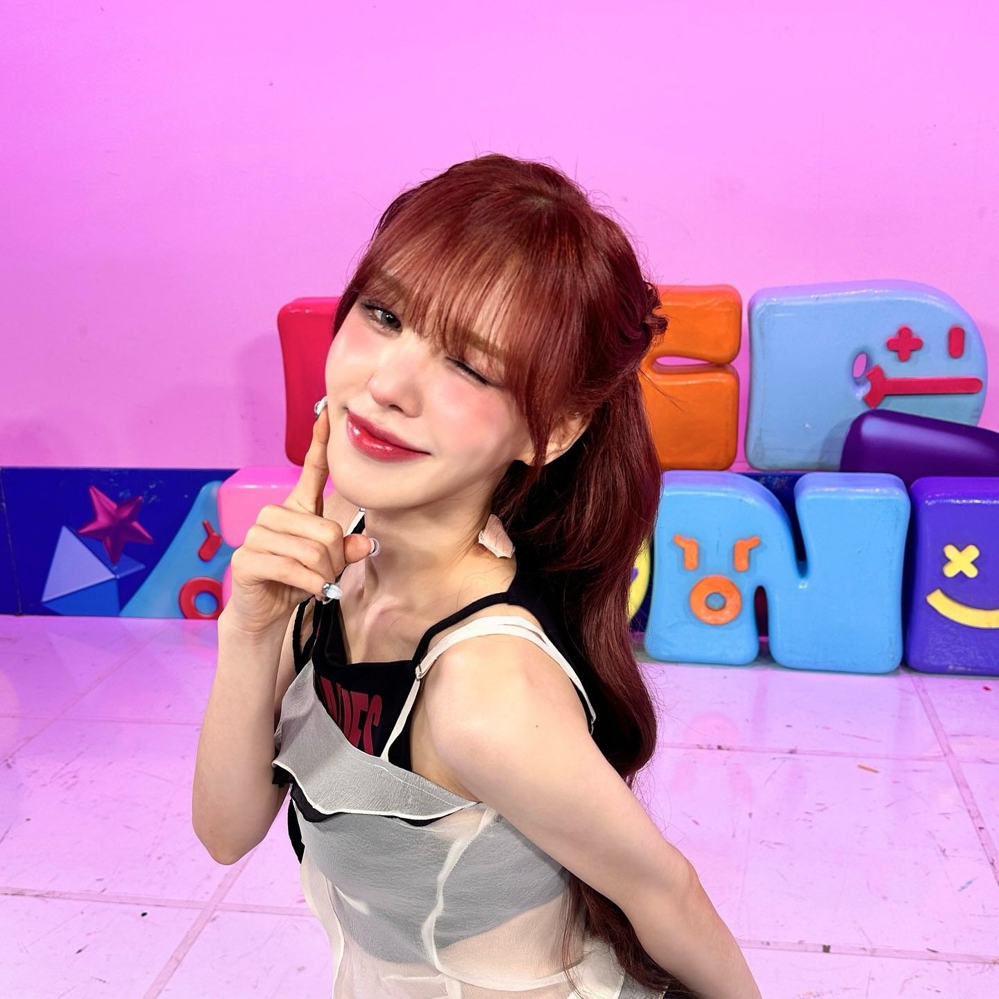 A moment captured by Wendy (Red Velvet)'s fan