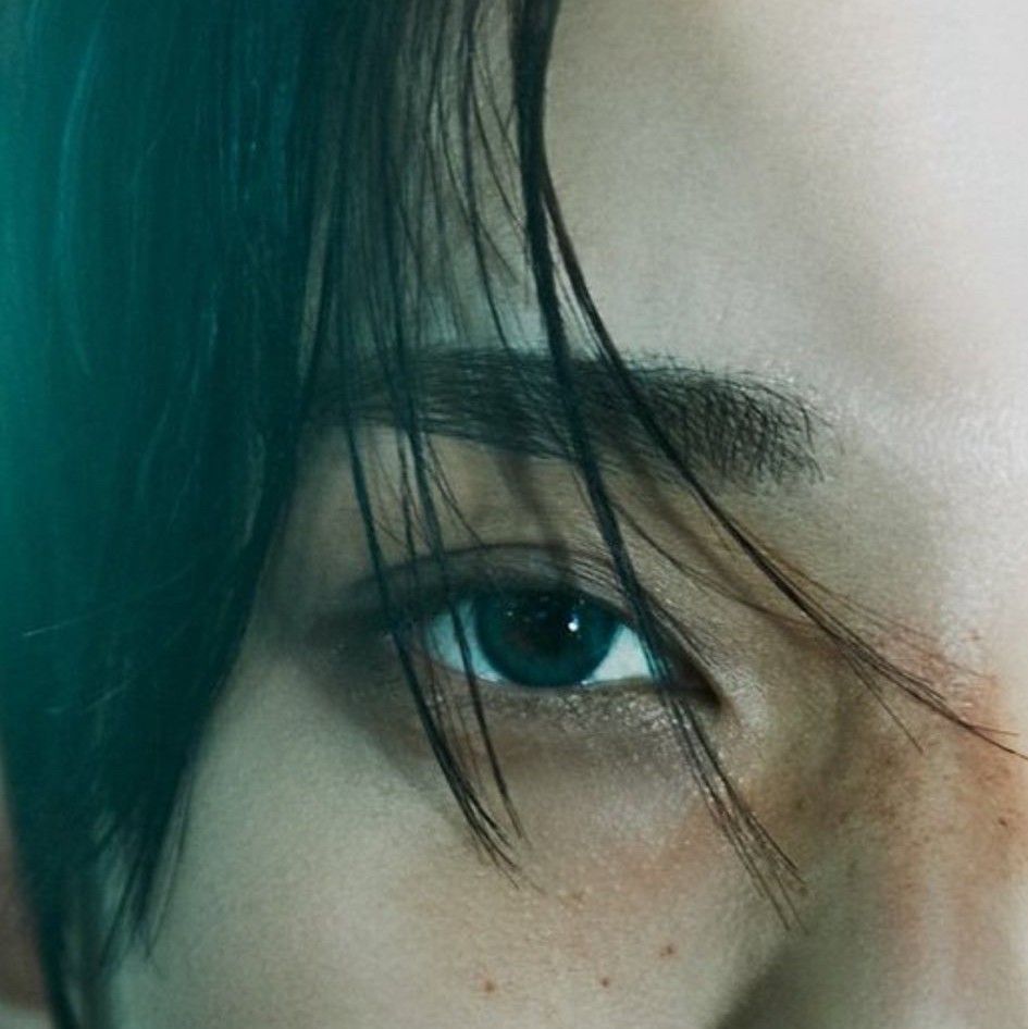 Latest photo of Joshua (SEVENTEEN)