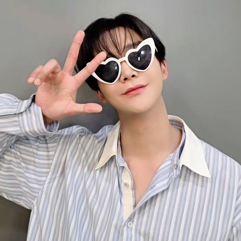 Recent activity shot of Rowoon