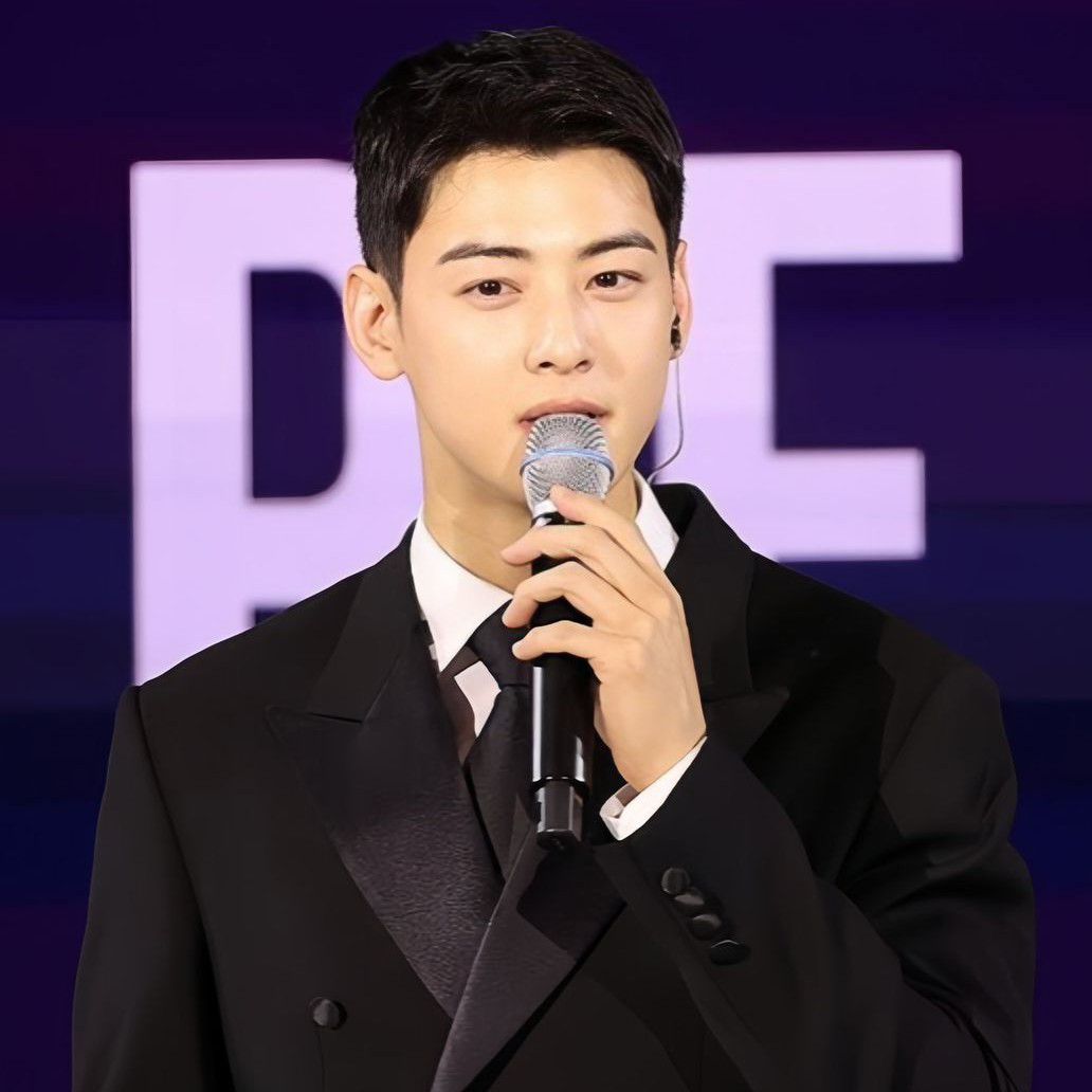 Behind-the-scenes cut of Eunwoo (ASTRO)