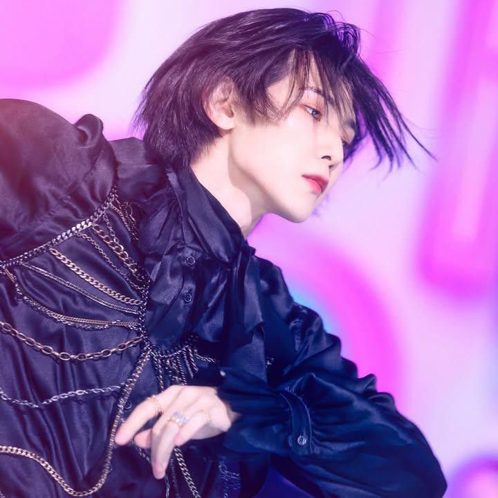 에이티즈의 최신 사진