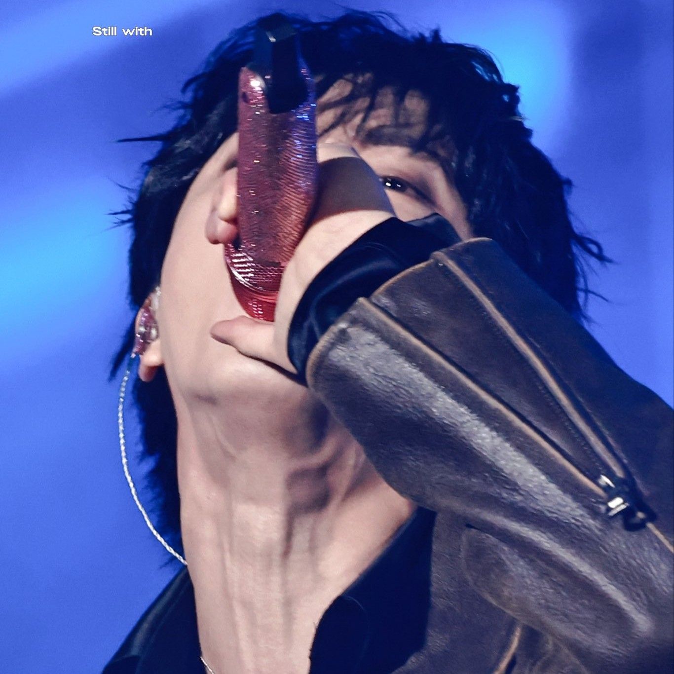 Foto aktivitas terbaru Jin (BTS)