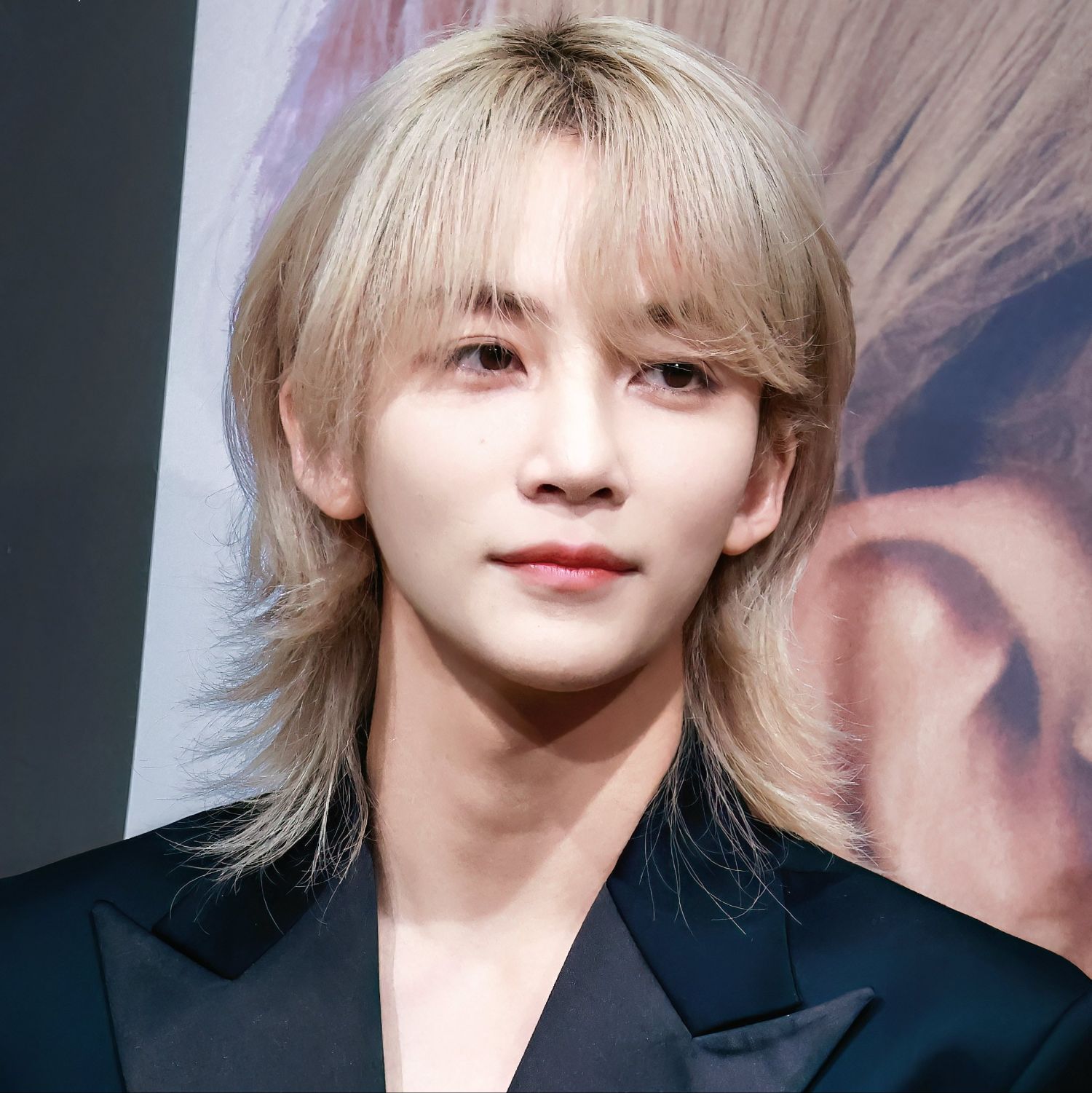 A moment captured by Jeonghan (SEVENTEEN)'s fan