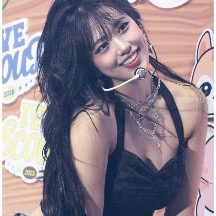 Behind-the-scenes cut of An Yujin (IVE)