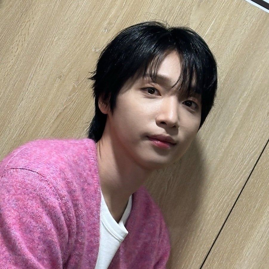 Latest photo of Jeong Sewoon