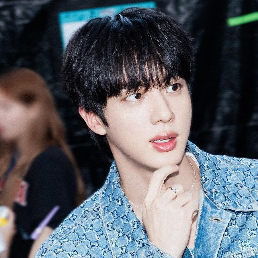 A moment captured by Jin (BTS)'s fan