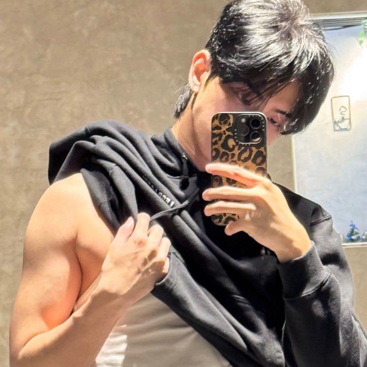 A moment captured by Kyler (HORI7ON)'s fan